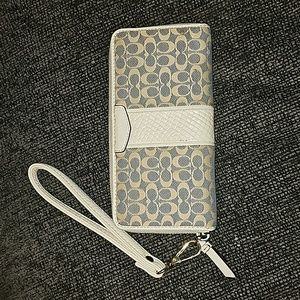 COACH SMALL MONOGRAM white blue yellow wallet wristlet used